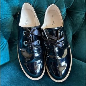 Black patent leather shoes Zara kids size 36 EUC